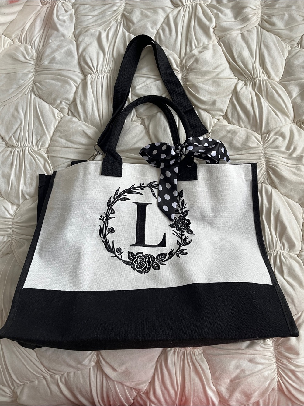 Monogrammed “L”Canvas Tote Bag - Brand NEW✨🖤🤍